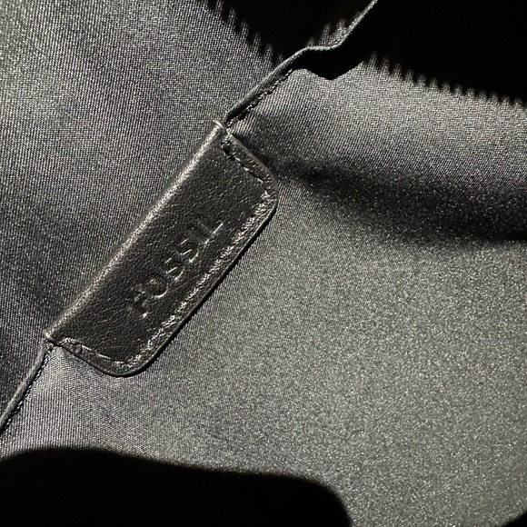Fossil Leather Messenger/Laptop Bag - Picture 4 of 4